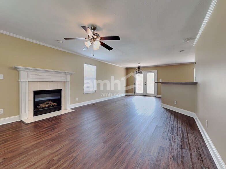 Building Photo - 8209 Jade Tree Ln