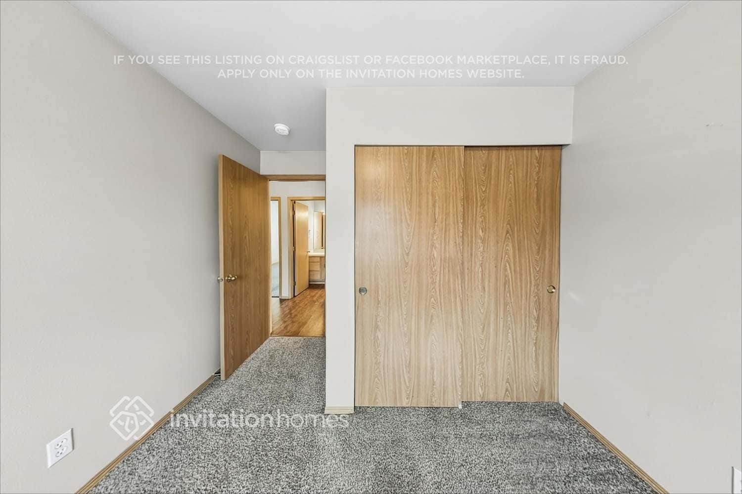 Building Photo - 22420 44th Ave Ct E