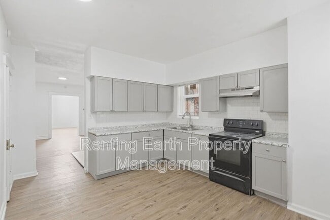 Building Photo - 3125 Clay Ave