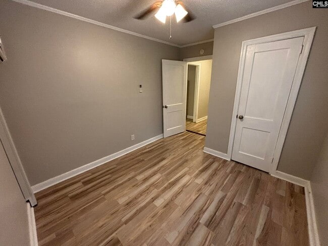 Building Photo - 3800 Fern Ave