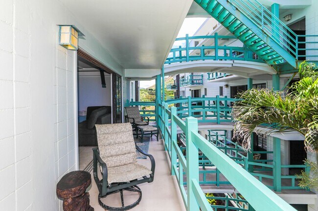 Building Photo - 2957 Kalakaua Ave. #402