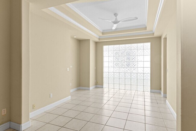 Building Photo - Avalon Park at Turtle Creek 3 bedroom home
