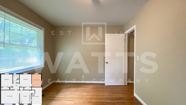 Building Photo - Silver Lake Duplex
