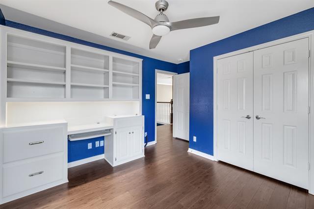 Building Photo - 1109 San Saba Dr