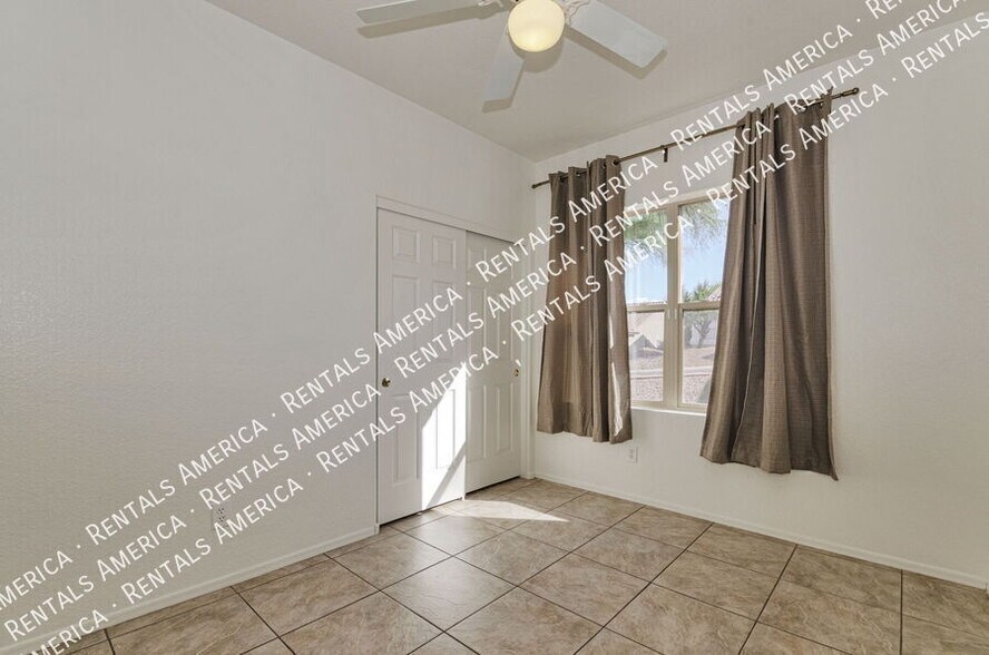 Building Photo - 2312 W Mystic Mountain Dr