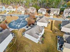 Building Photo - 15 Creekwater Dr