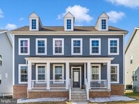 Building Photo - 1807 Fairway Ln