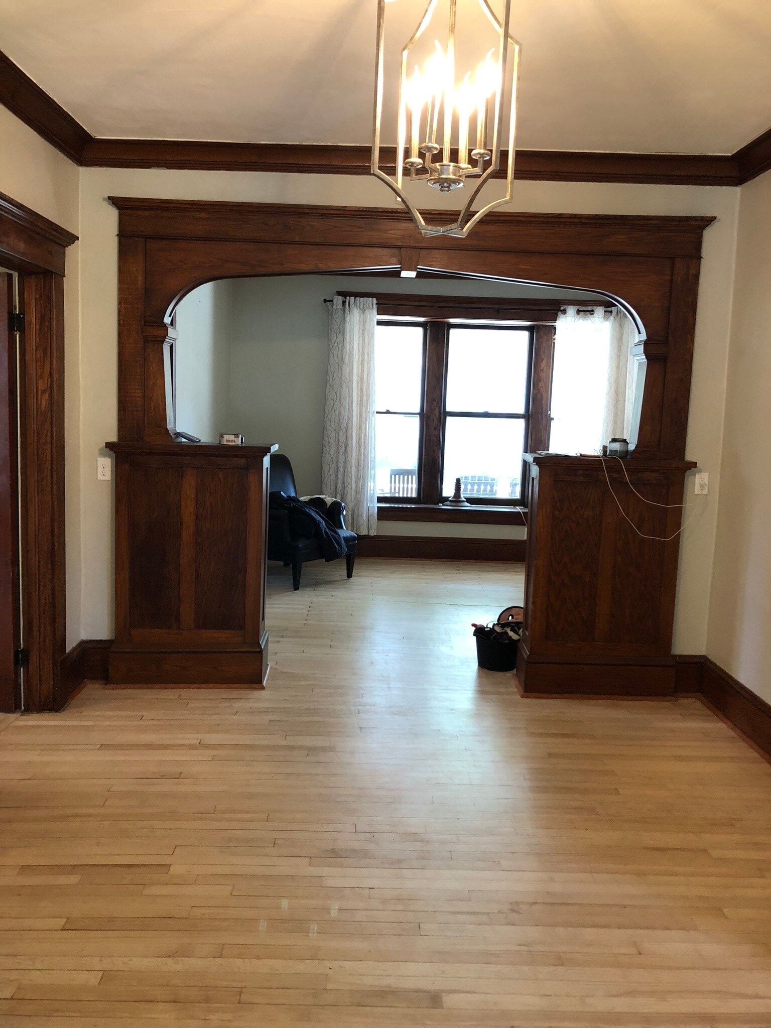 Dining Room - 1016 E North St
