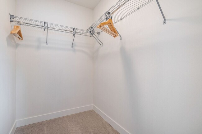 Building Photo - 34 W Cremona St