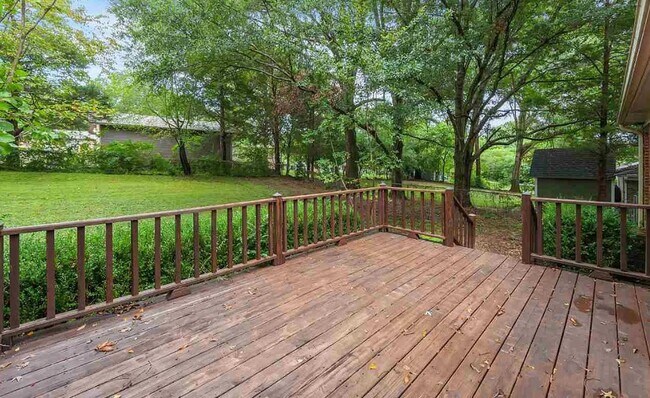 Building Photo - 143 Hopper Barker Rd