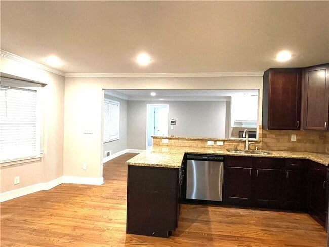 Building Photo - 5045 Spalding Dr