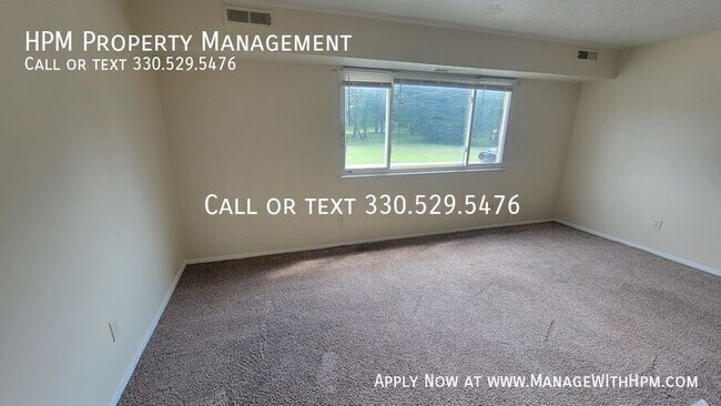 Building Photo - 841 SilverMeadow 202