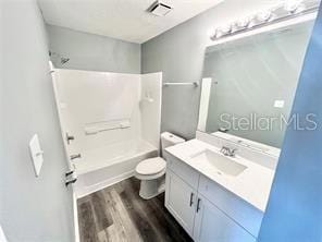 Building Photo - 3802 Bay Club Cir