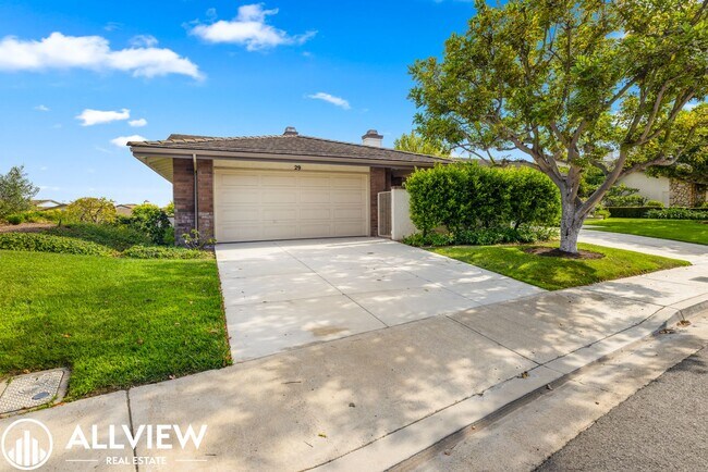 Building Photo - Recently Renovated Two-Story Home in Jasmi...