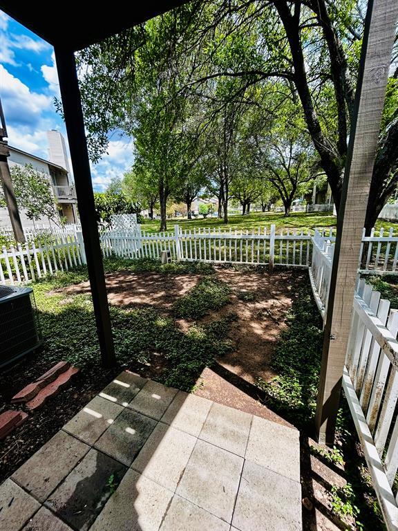 Building Photo - 1818 River Crossing Cir