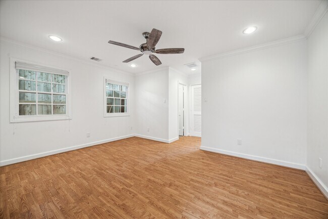 Building Photo - 2117 Chilton Rd