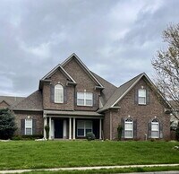 Building Photo - 4BR Home in Summer Rose with Two Primary Suites | 3,271 Sq Ft | Flexible Layout