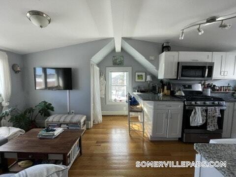 Building Photo - 287 Beacon St