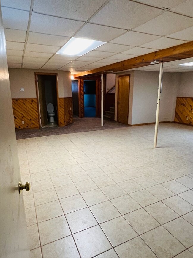 Building Photo - Single Family Home in Rib Mountain!