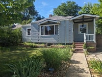 Building Photo - Charming Old Town Longmont Home!
