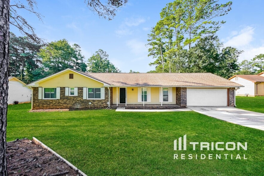 Primary Photo - 166 Hill Ln