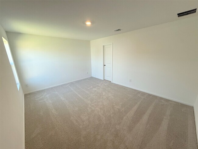 Building Photo - 505 Robin Ct