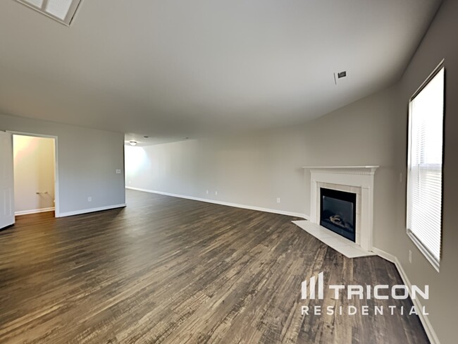 Building Photo - 3113 Decapolis Dr