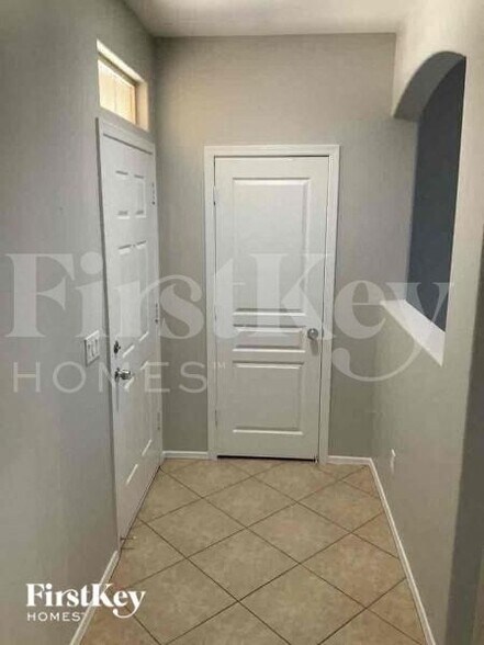 Building Photo - 17623 W Cavedale Dr