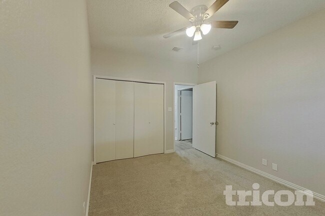 Building Photo - 1121 Cypress Ln