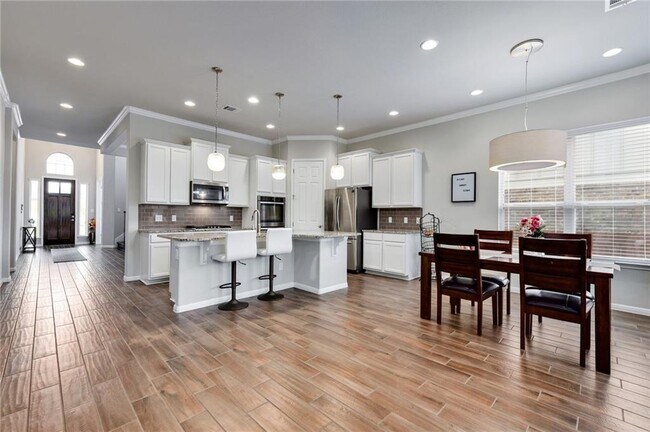 Building Photo - 3006 Rio Verde Dr
