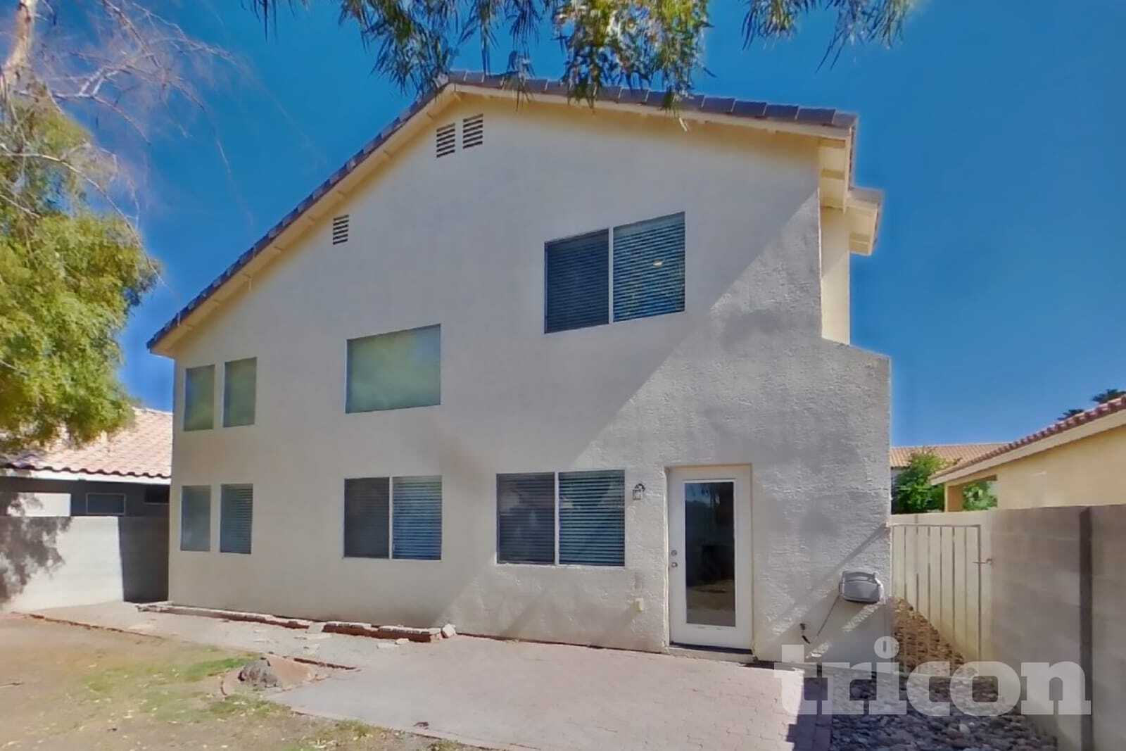 Building Photo - 1933 Desert Sage Ave
