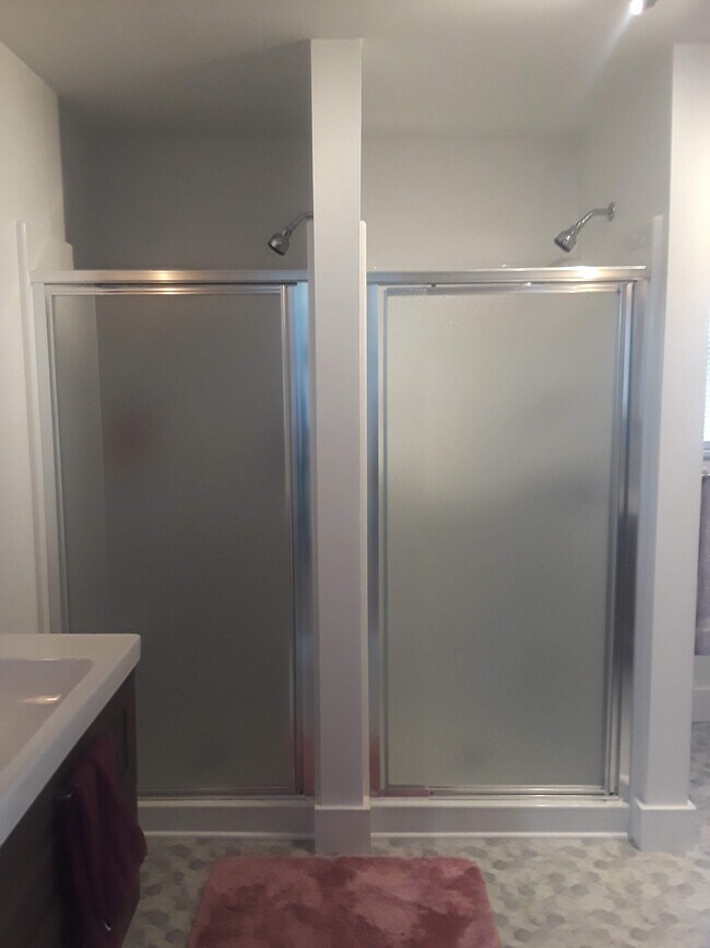 Building Photo - 53 Main St