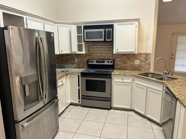 Building Photo - 403 E Hogan Dr