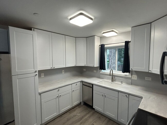 Building Photo - 2B/1 BA House in Lakeland North neighborhood of Auburn, $2,100/mo.