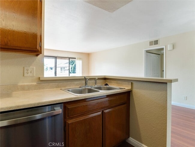 Building Photo - 13135 Sunnybrook Cir