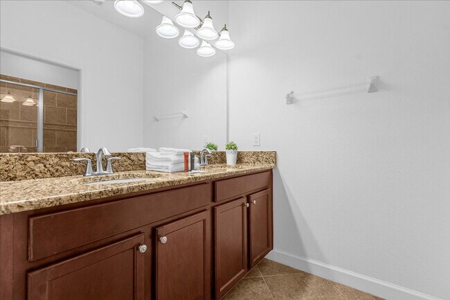 Building Photo - 1483 Rolling Fairway Dr