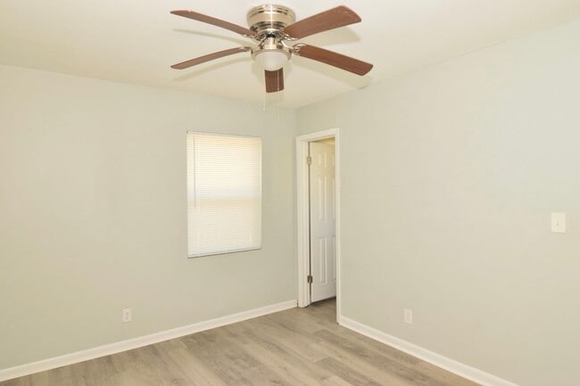 Building Photo - Coming Soon: Charming 3BR/2BA Home You Don’t Want to Miss!