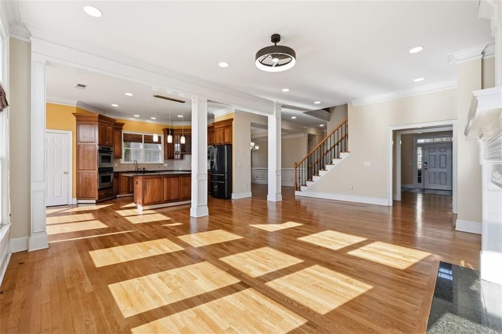 Building Photo - 250 Fieldsborn Ct NE