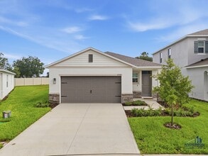 Building Photo - New Wynnstone Community 4 Bed / 2 Bath Home