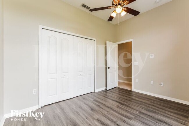 Building Photo - 3148 Regal Darner Dr