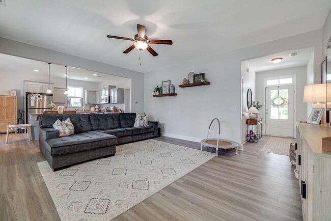 Building Photo - 106 Cobbleton Dr