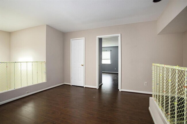 Building Photo - 1300 Augusta Dr