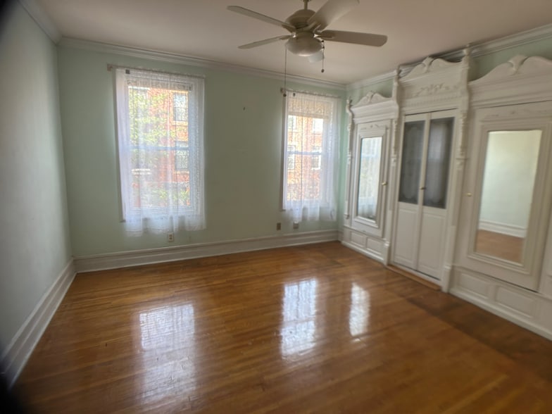 Building Photo - 855 N 23rd St