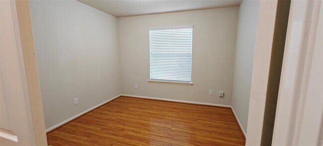 Building Photo - 9006 S Ferndale Pl Dr