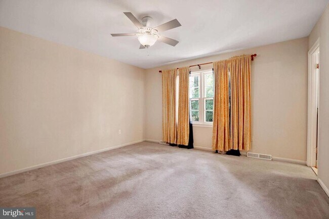 Building Photo - 7620 Maritime Ln