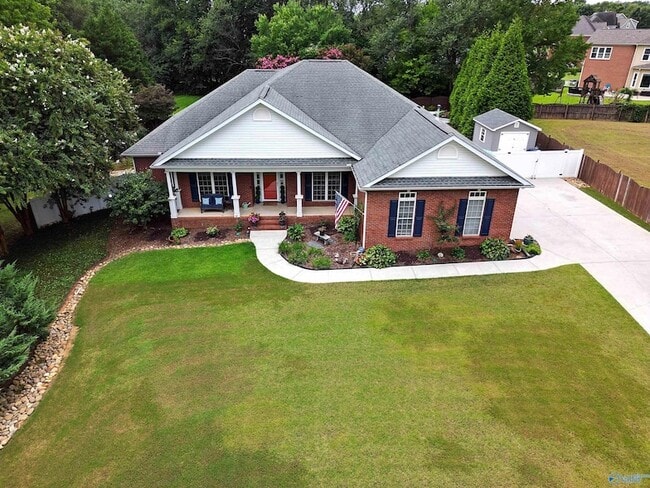 Building Photo - 318 Freedom Ct