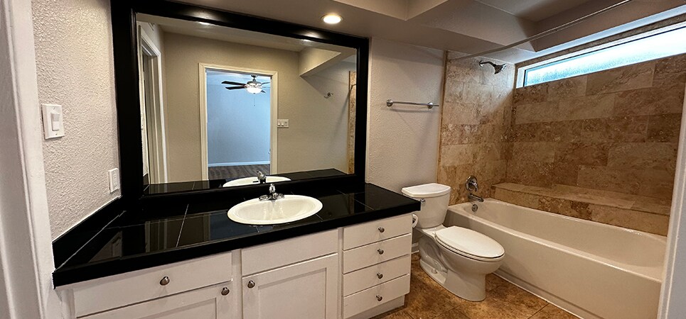 Bathroom - 6724 Eastridge Dr