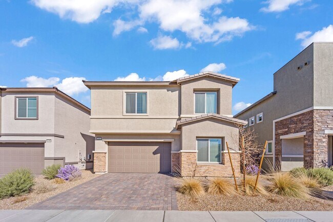 Building Photo - New Build, 4 bedroom, 3 full bathroom in the Master Planned Community; Landmark at Black Mountain...