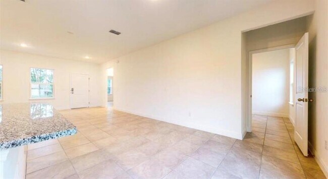Building Photo - 267 Marion Oaks Golf Rd
