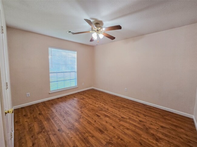 Building Photo - 16131 Taloncrest Dr